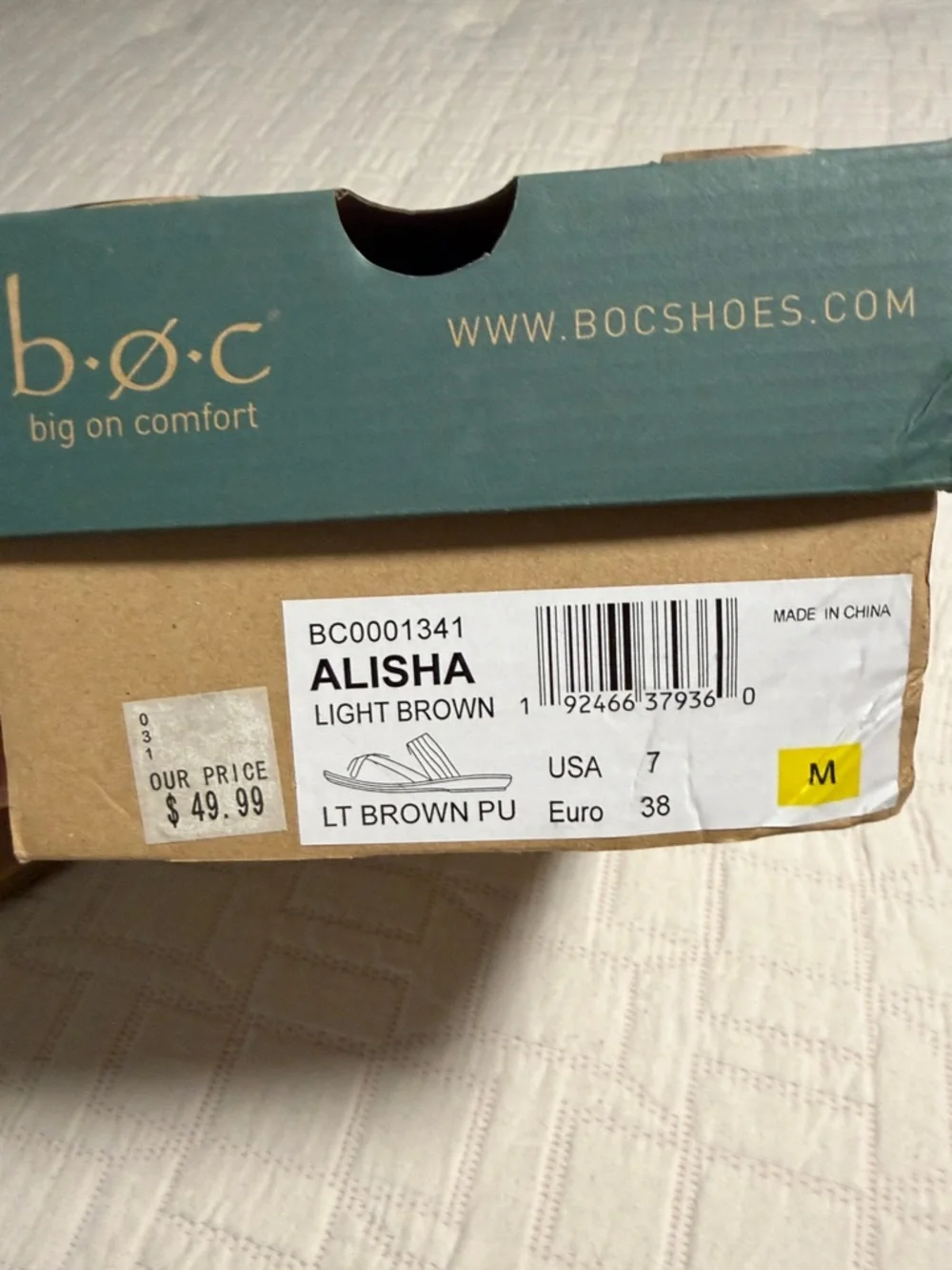 b.o.c. Alisha brown Multi-Strap Toe-Loop Sandals - Picture 12 of 12